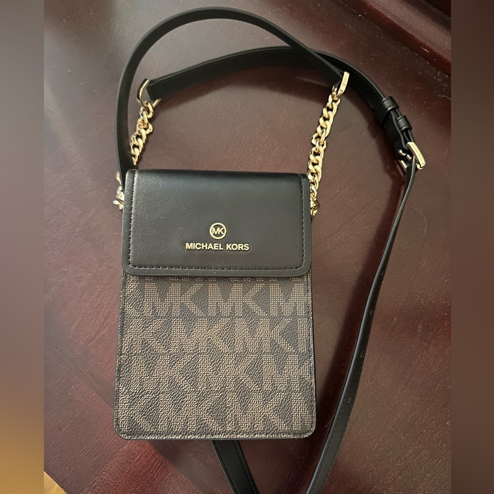 Michael Kors Jet Set crossbody
